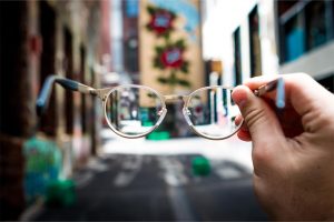 Glasses focusing distance